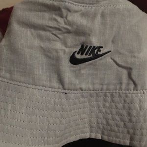 Nike Bucket Hat